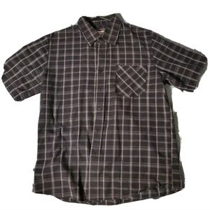 Medium Male Button up shirt.